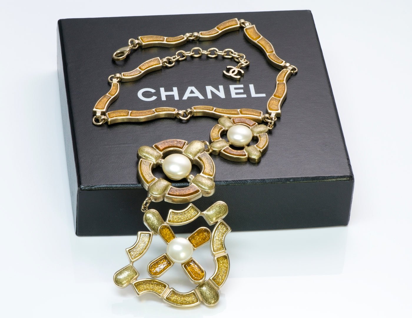 Chanel Gripoix Pearl Necklace