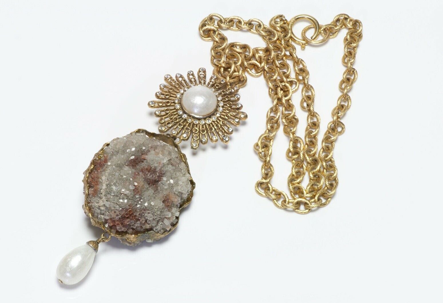 CHANEL Paris 1970’s Quartz Pearl Starburst Pendant Chain Necklace