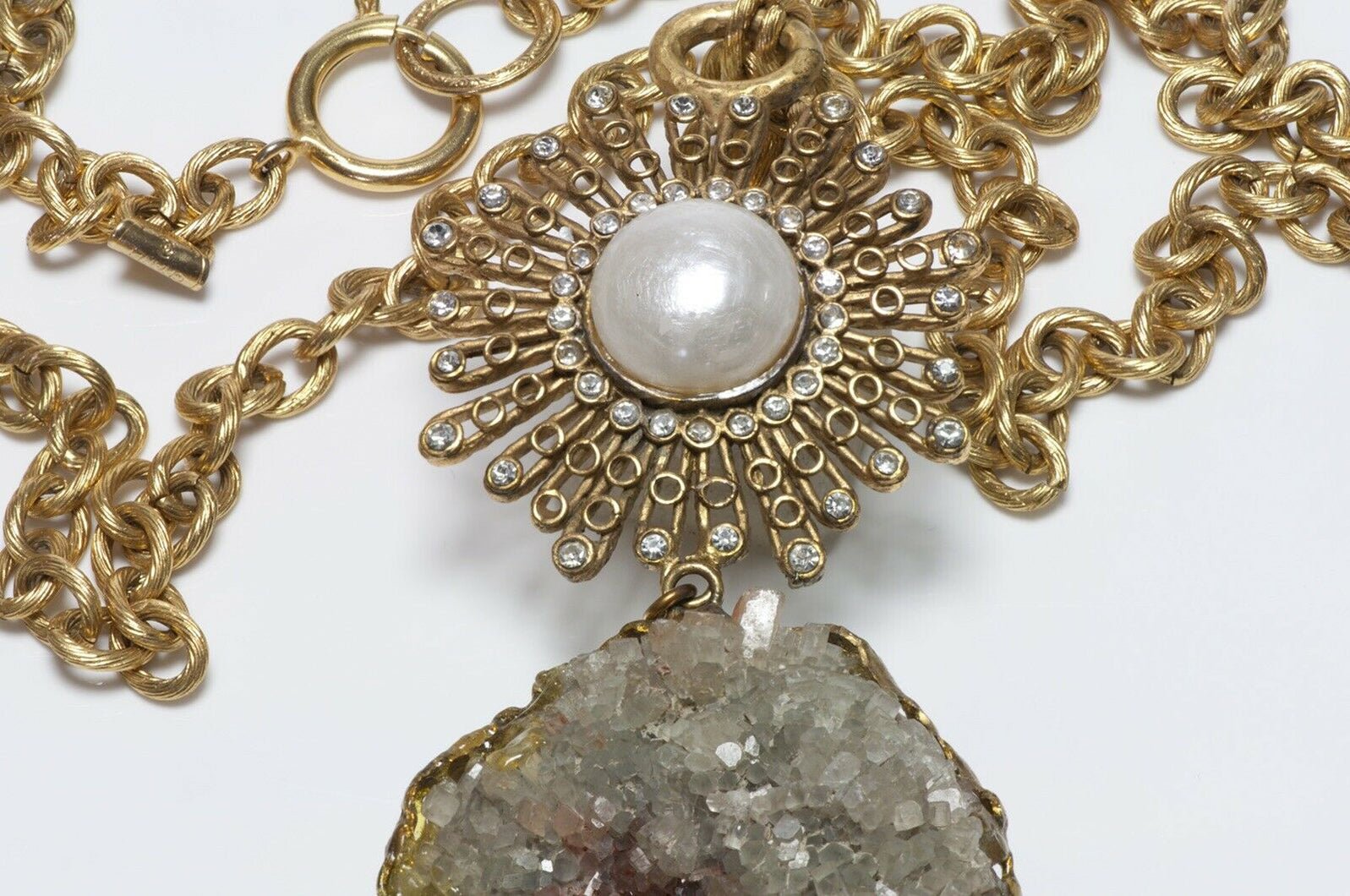 CHANEL Paris 1970’s Quartz Pearl Starburst Pendant Chain Necklace