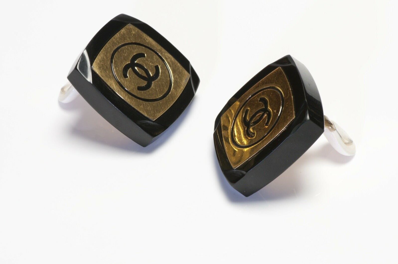 CHANEL Paris 1980’s CC Logo Black Resin Square Earrings