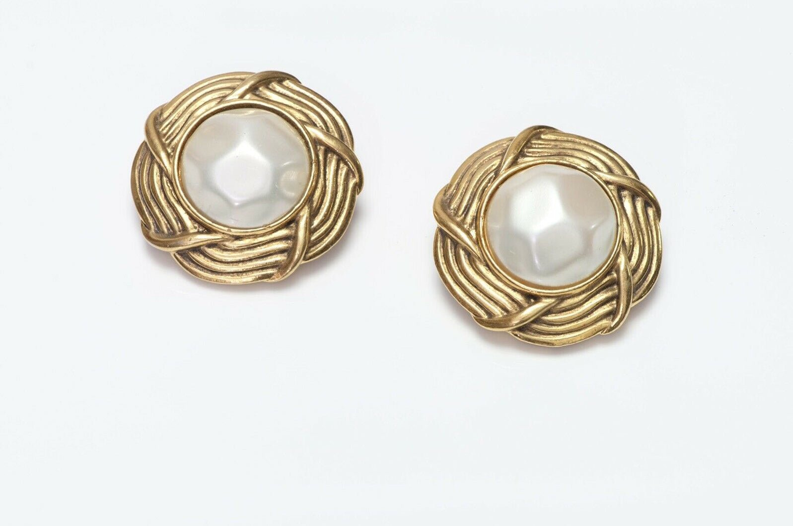 CHANEL Paris 1980’s Woven Pearl Earrings