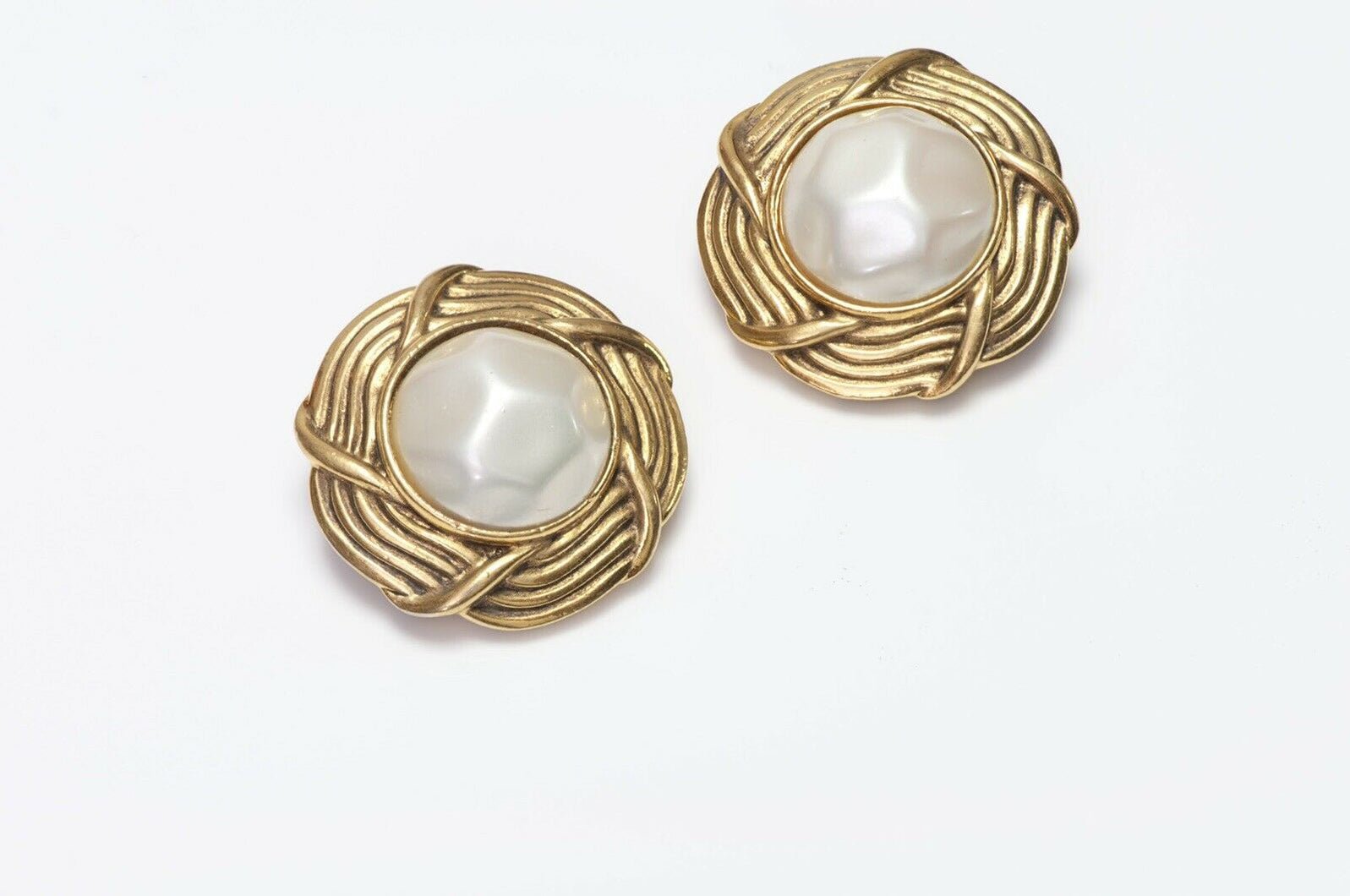 CHANEL Paris 1980’s Woven Pearl Earrings