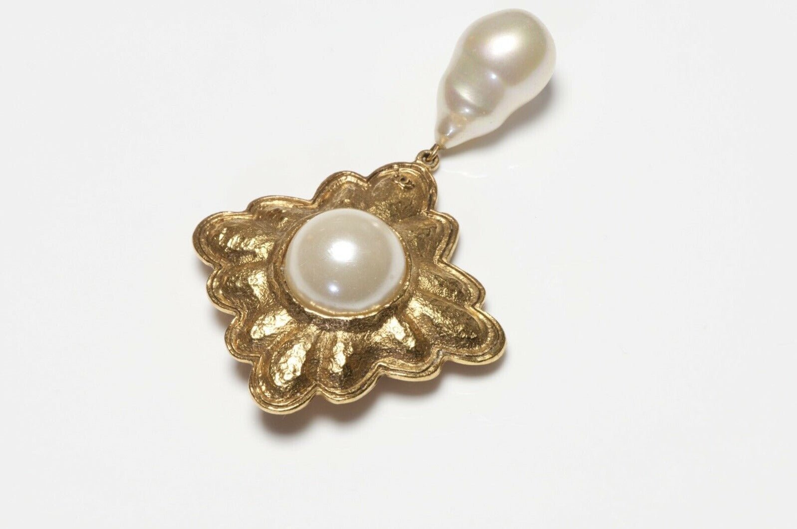 CHANEL Paris 1990’s CC Faux Baroque Pearl Drop Brooch