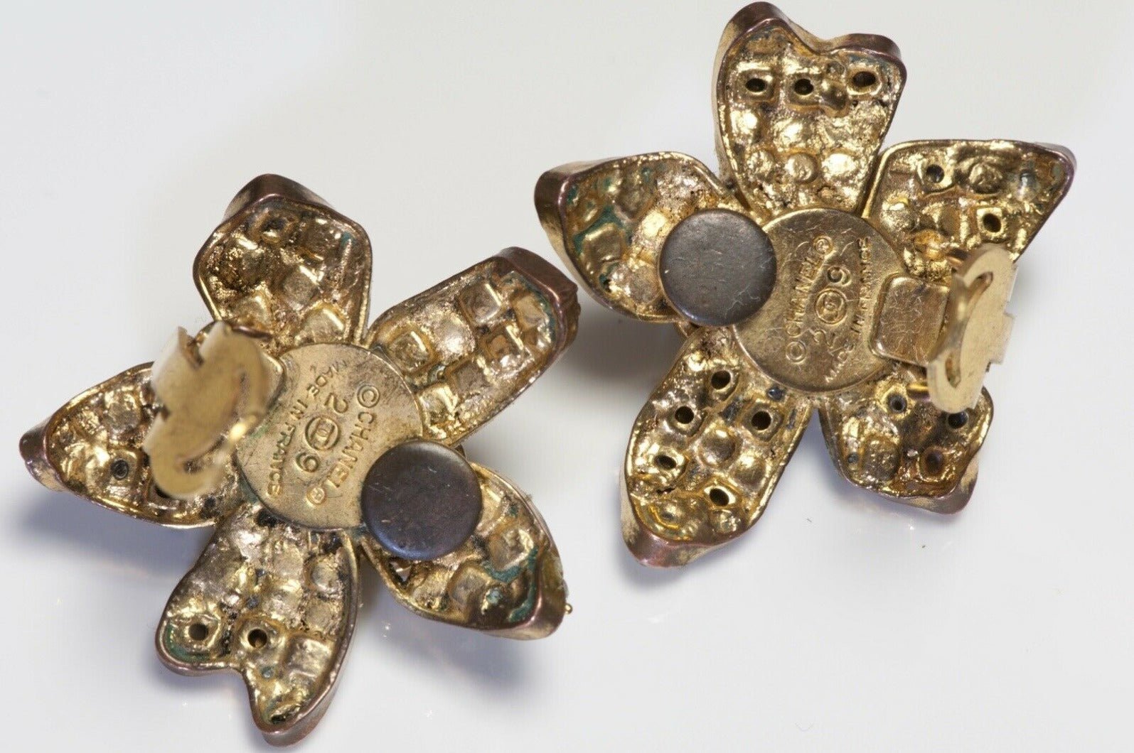 CHANEL Paris 1990’s Maison Gripoix Green Glass Crystal Camellia Flower Earrings