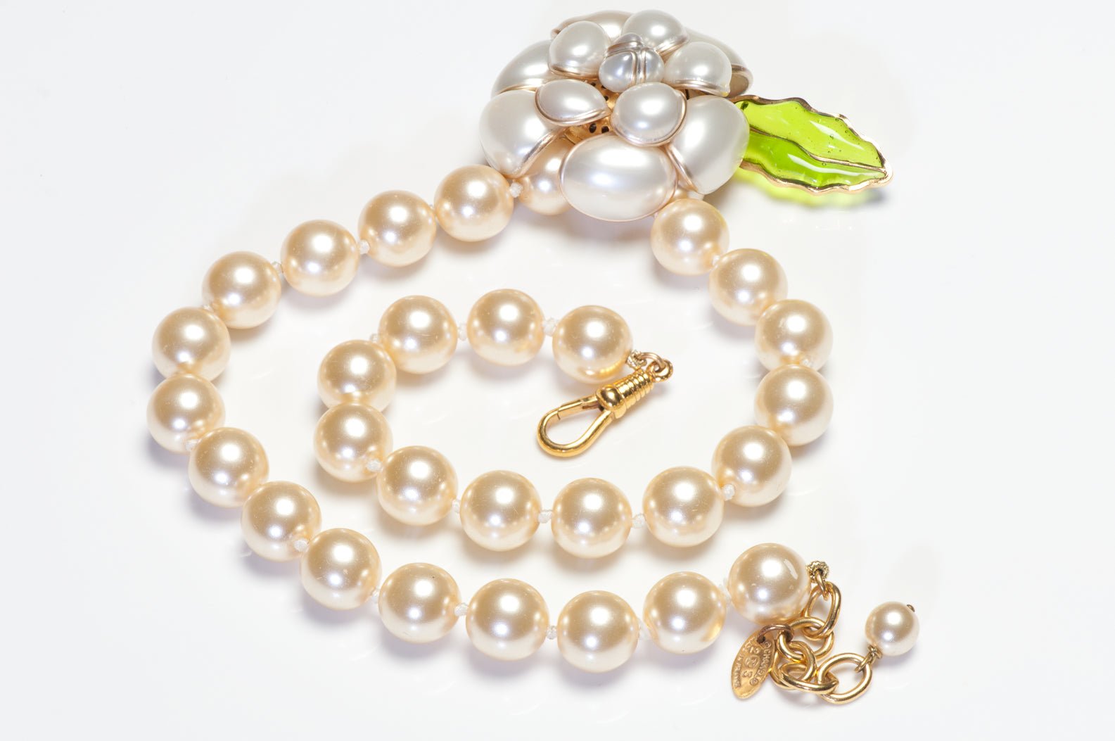 Chanel Paris 1990's Maison Gripoix Green Leaf Glass Camellia Pearl Necklace