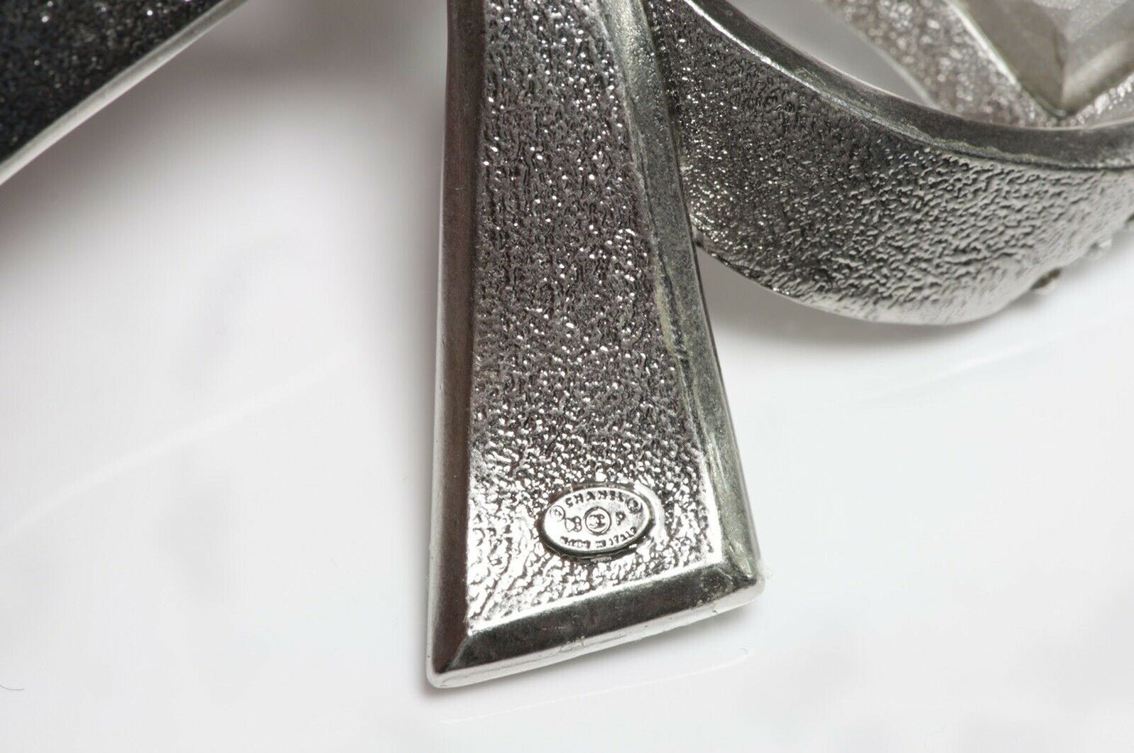 CHANEL Paris CC Spring 2008 Crystal Bow Brooch