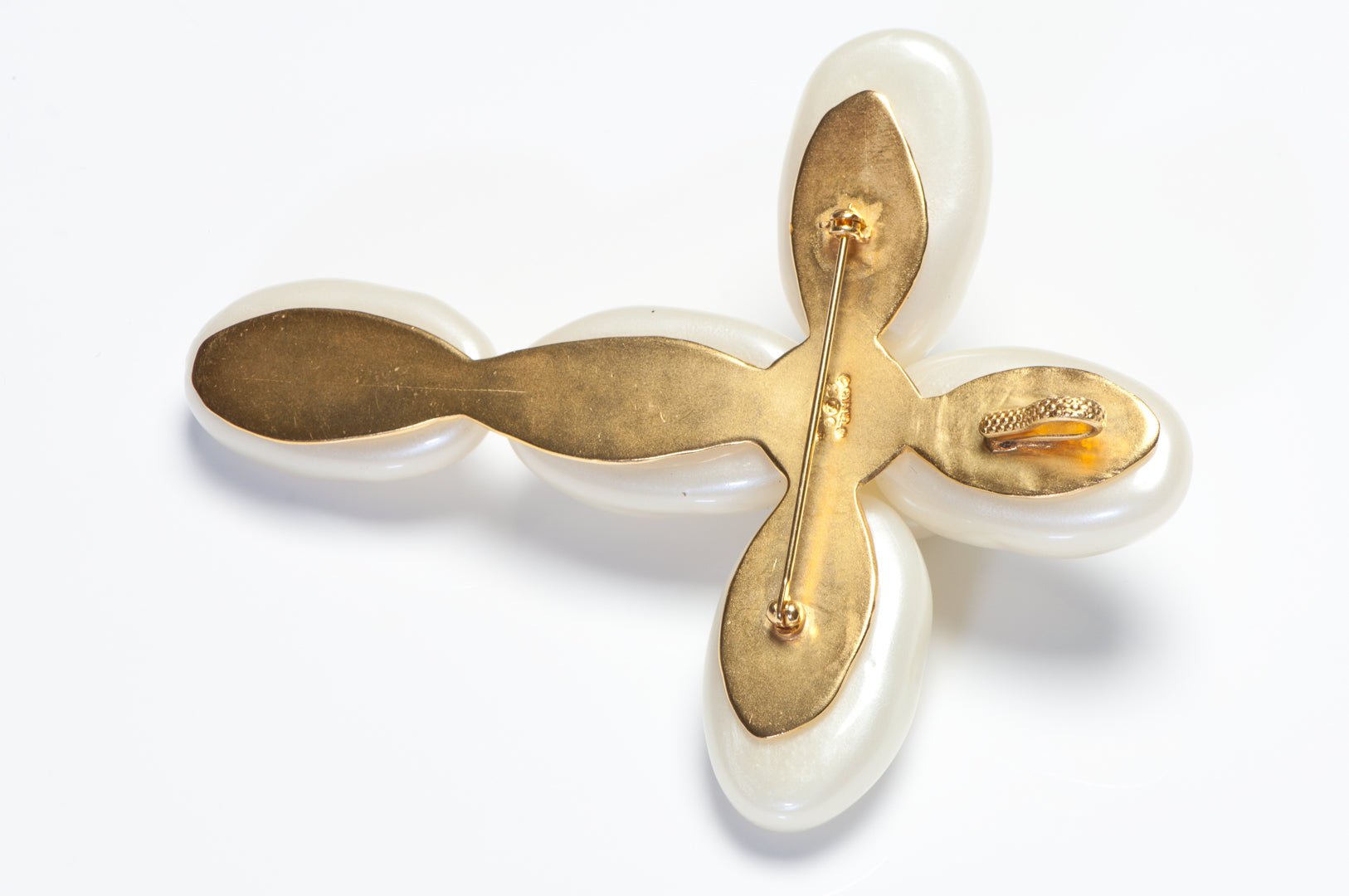 Chanel Paris Couture 1990’s Maison Gripoix Pearl Pendant Brooch