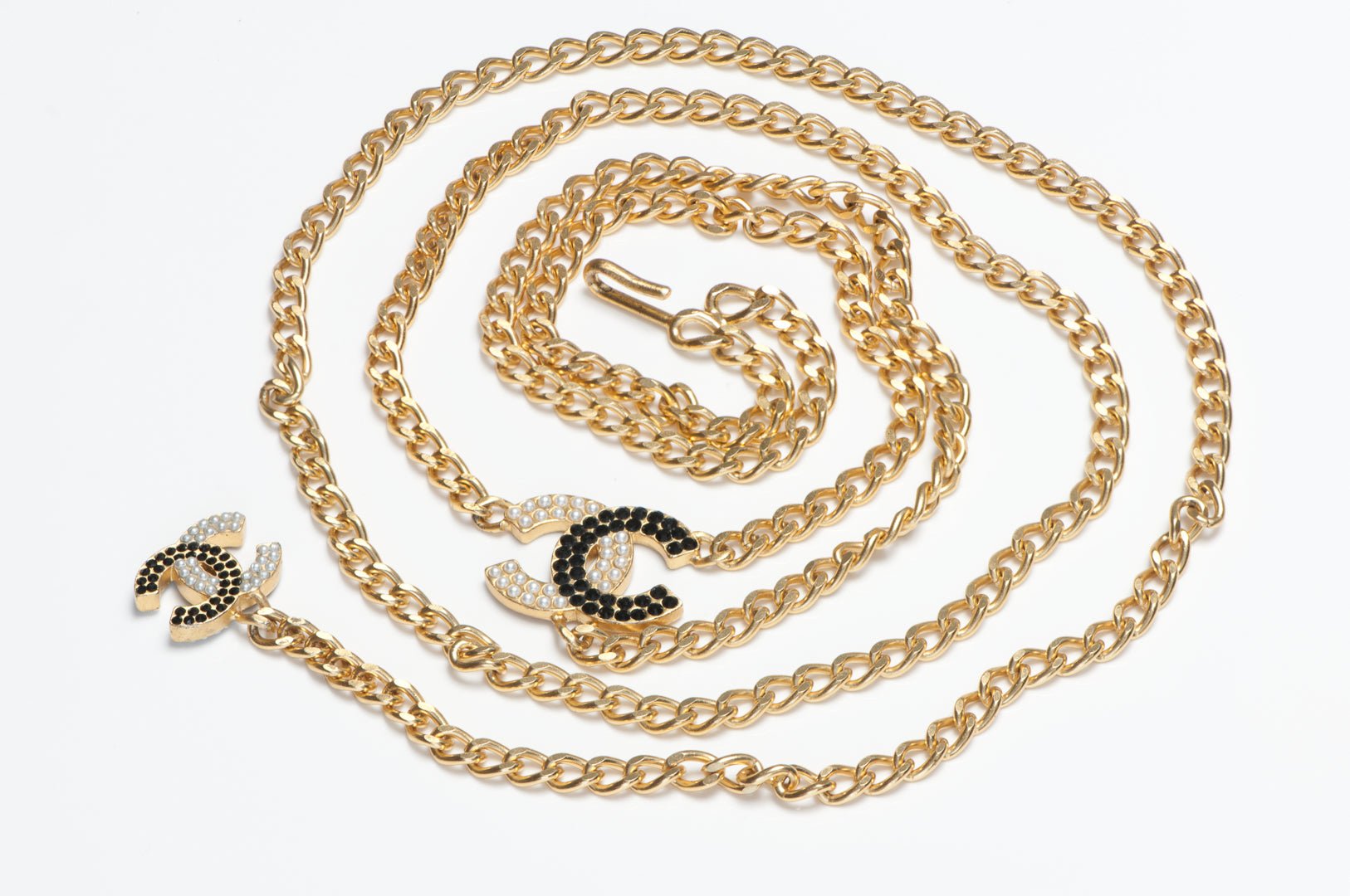 Chanel Paris Cruise 2003 Gold Plated Black Crystal Pearl CC Chain Belt