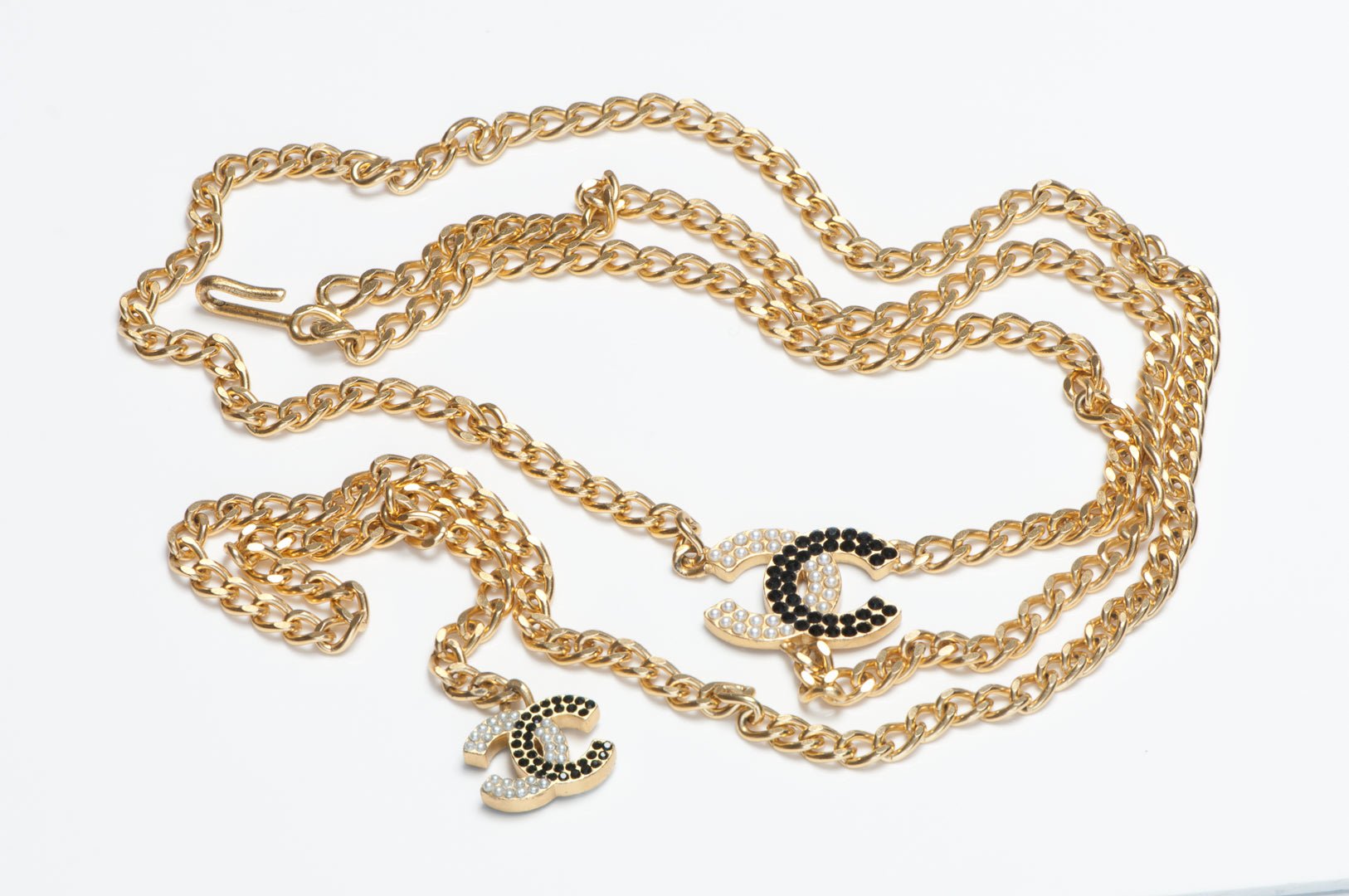 Chanel Paris Cruise 2003 Gold Plated Black Crystal Pearl CC Chain Belt