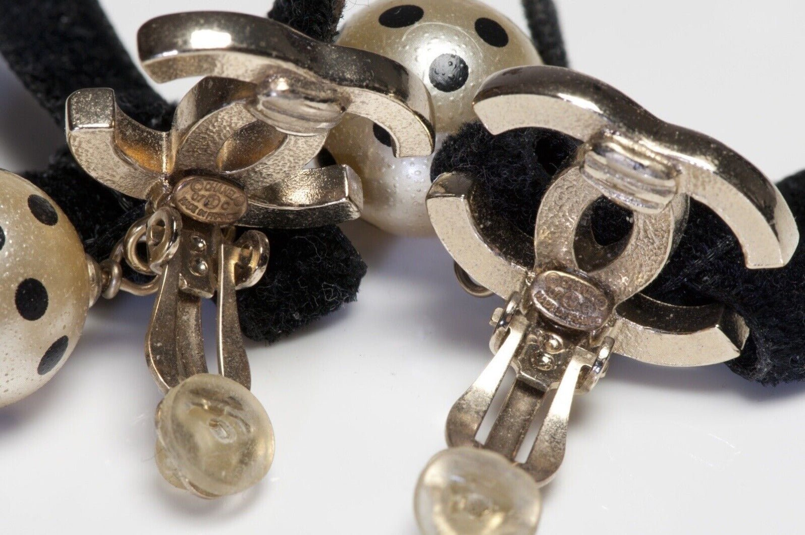 CHANEL Paris Cruise 2007 CC Black Velvet Enamel Bow Polka Dot Pearl Earrings