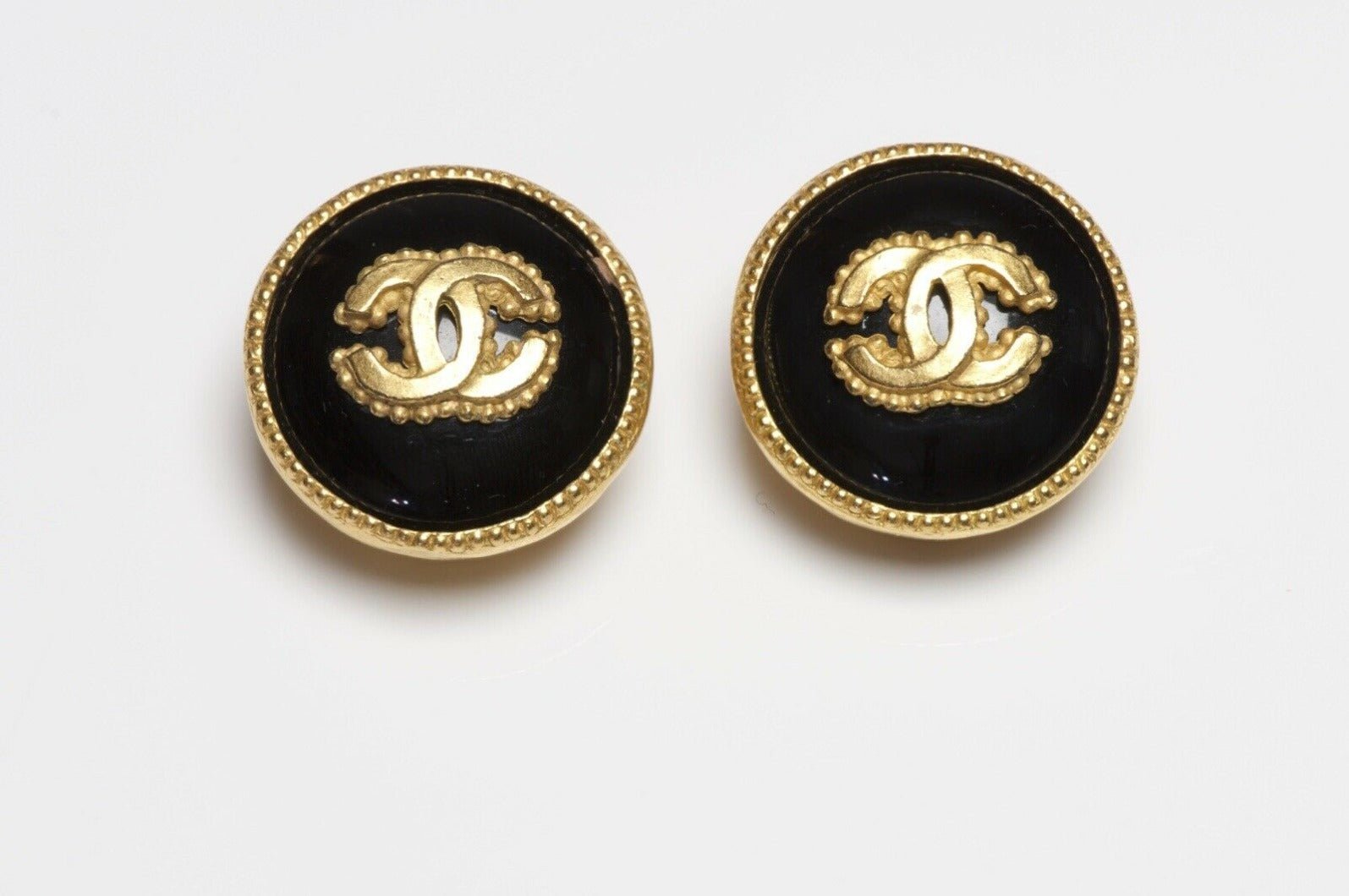 CHANEL Paris Fall 1996 CC Gold Plated Black Enamel Round Earrings