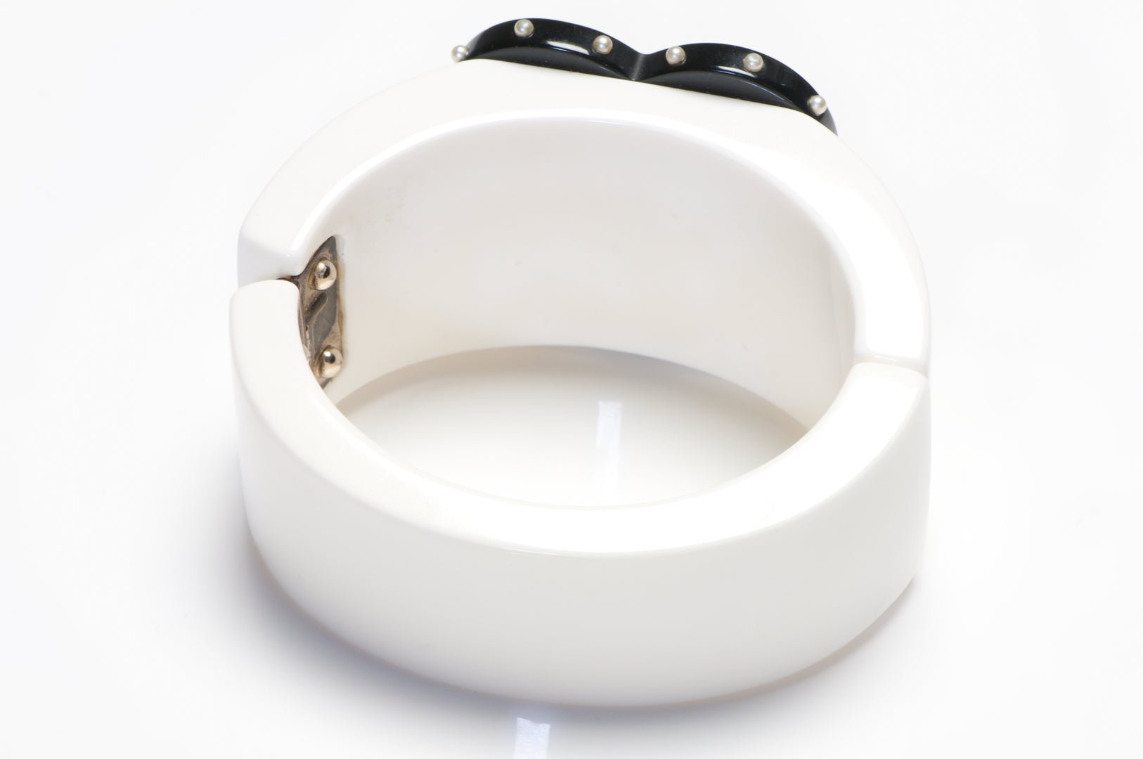 Chanel Paris Spring 2006 White Resin Heart Bow CC Pearl Bangle Bracelet