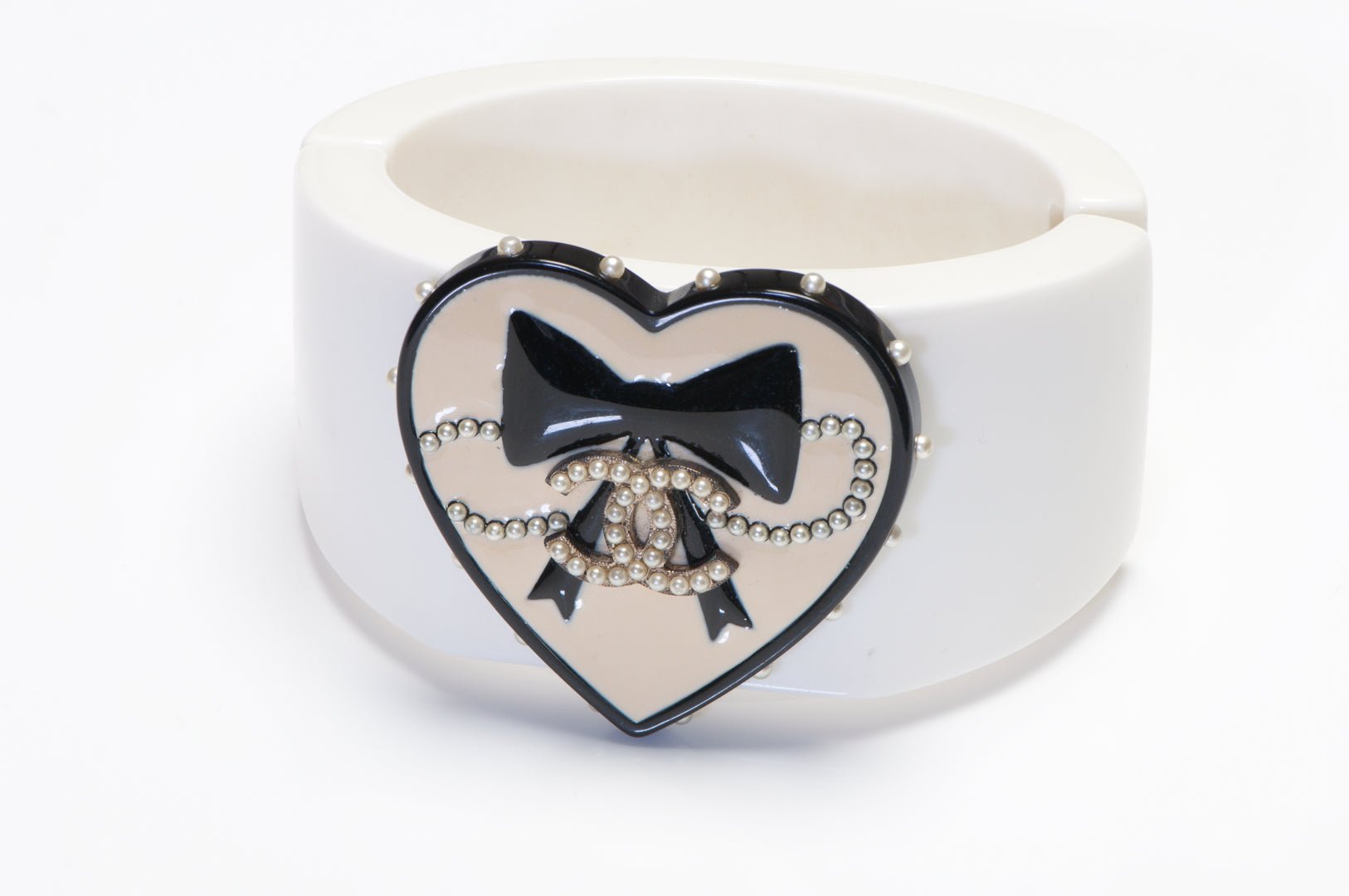 Chanel Paris Spring 2006 White Resin Heart Bow CC Pearl Bangle Bracelet