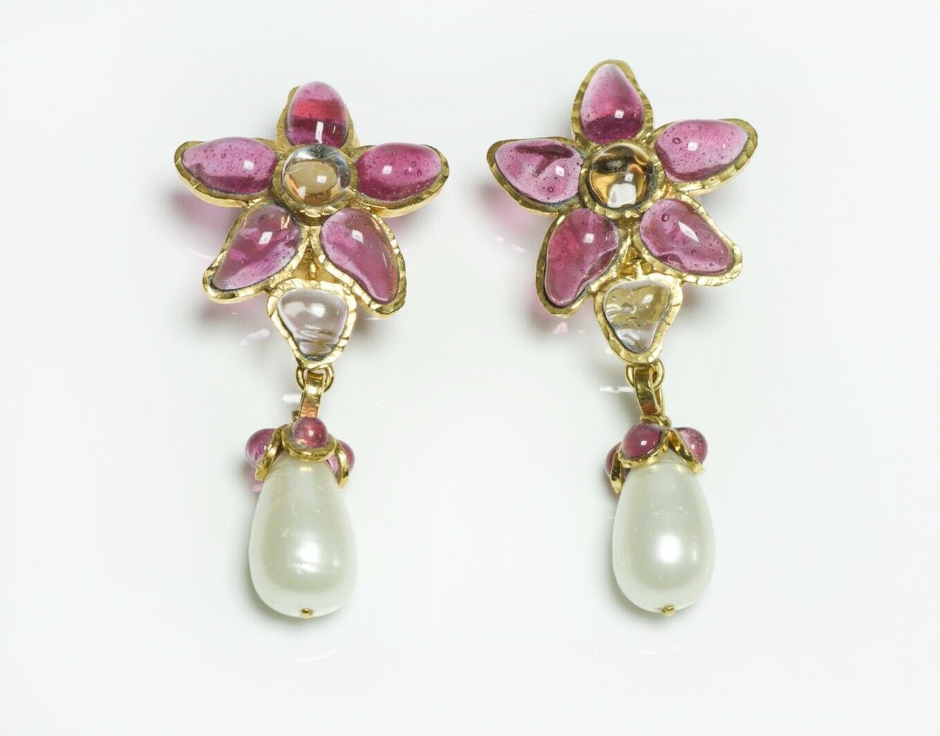 CHANEL Spring 1995 Maison GRIPOIX Camellia Flower Pink Glass Pearl Drop Earrings