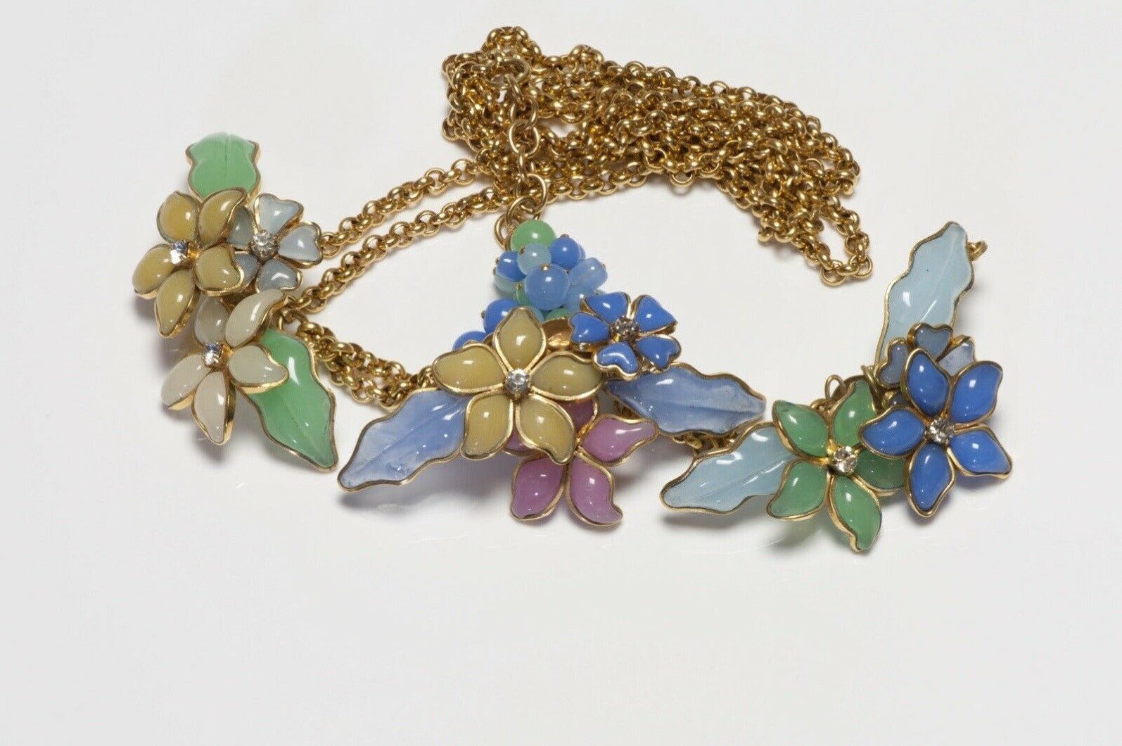 CHANEL Spring 1997 Gripoix Poured Glass Camellia Flower Chain Belt