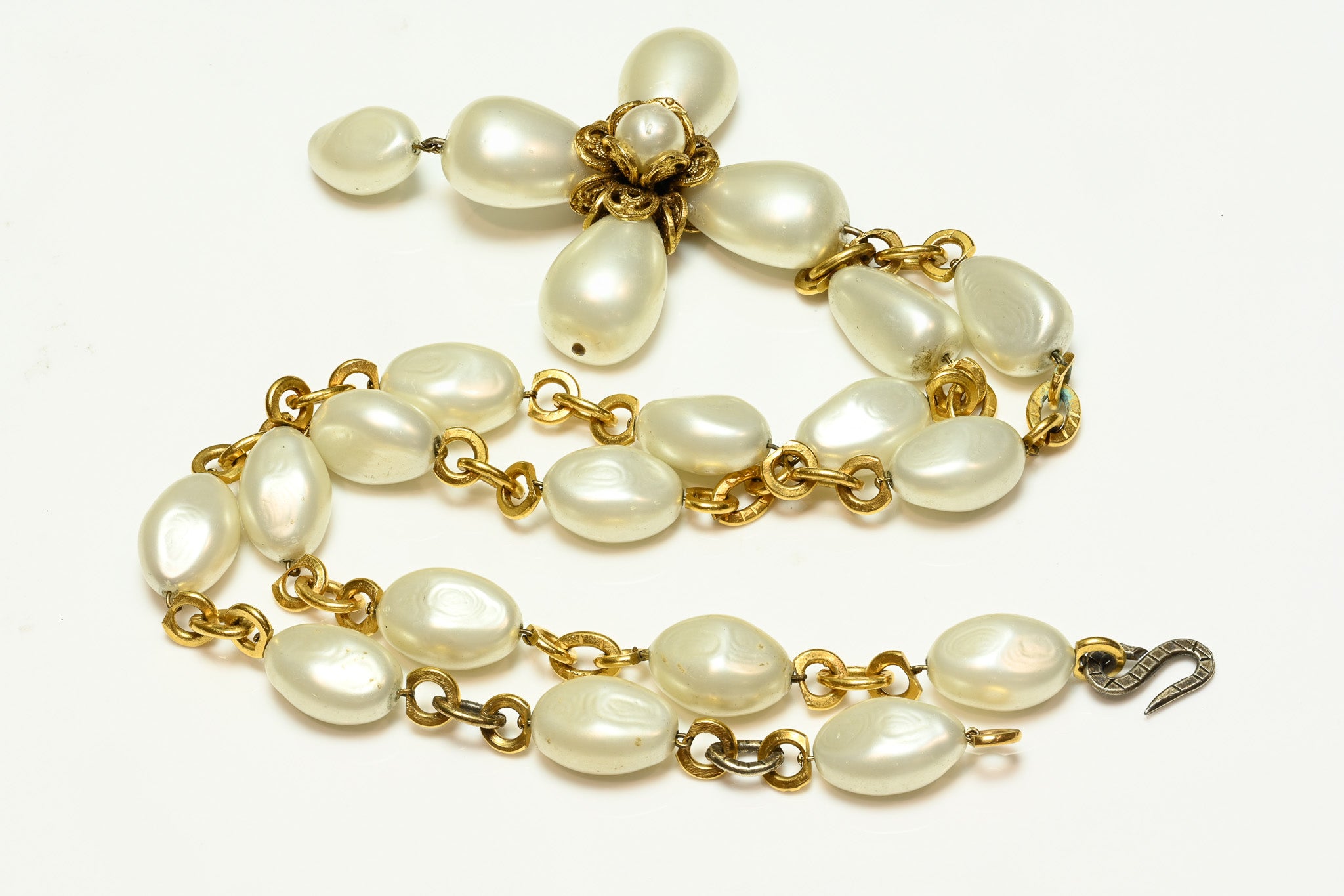 Vintage 1994 Chanel Paris Maison Gripoix Pearl Cross Pendant Necklace 1
