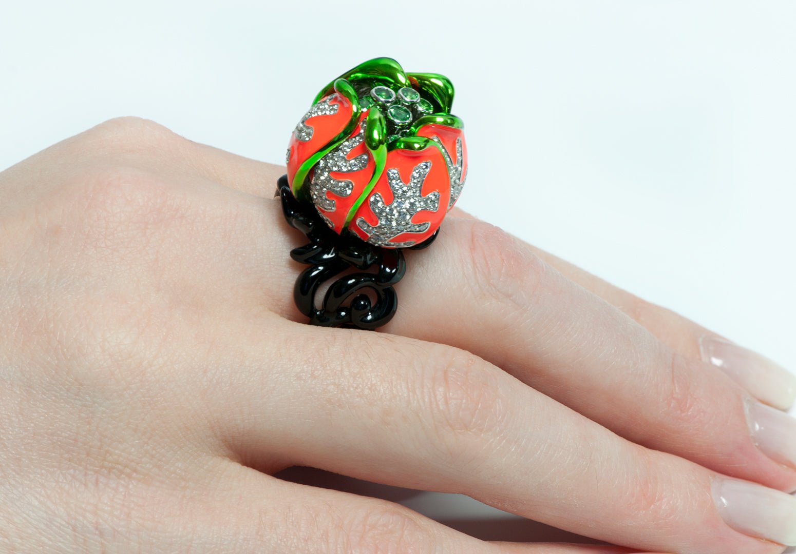 Christian Dior Milly Carnivora 18K Gold Enamel Tsavorite Diamond Ring