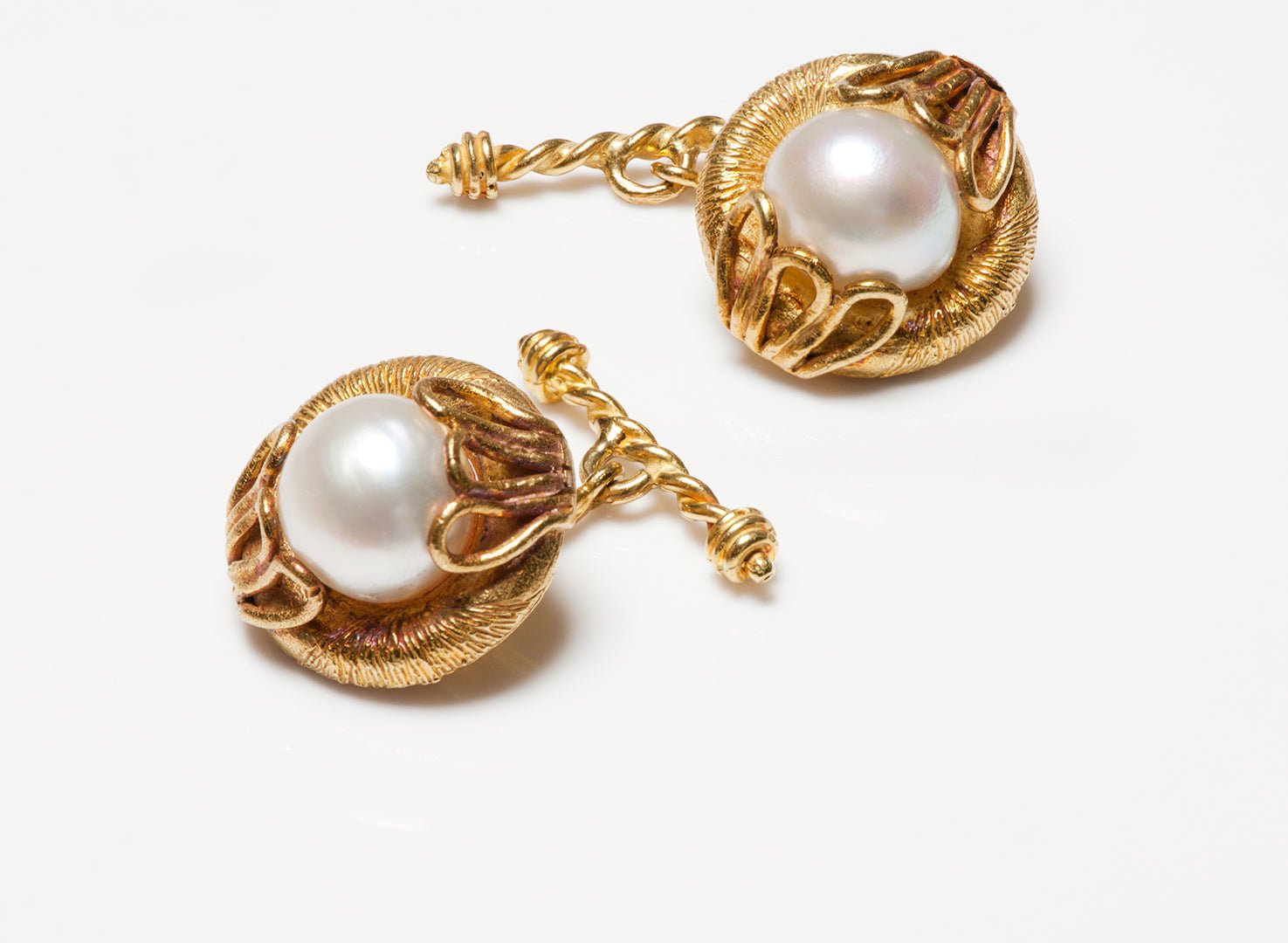 Cipullo 18K Yellow Gold Pearl Cufflinks