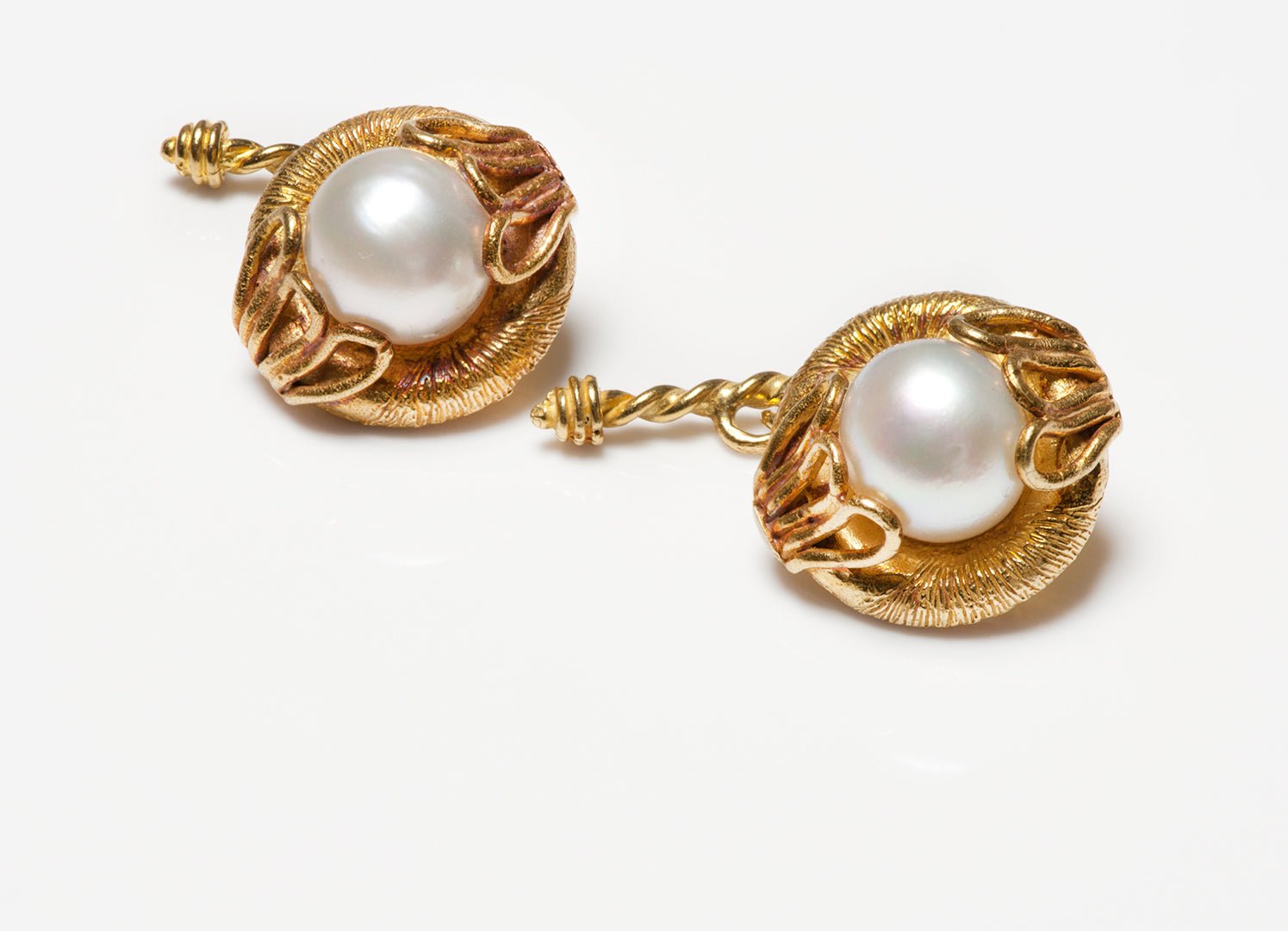Cipullo 18K Yellow Gold Pearl Cufflinks