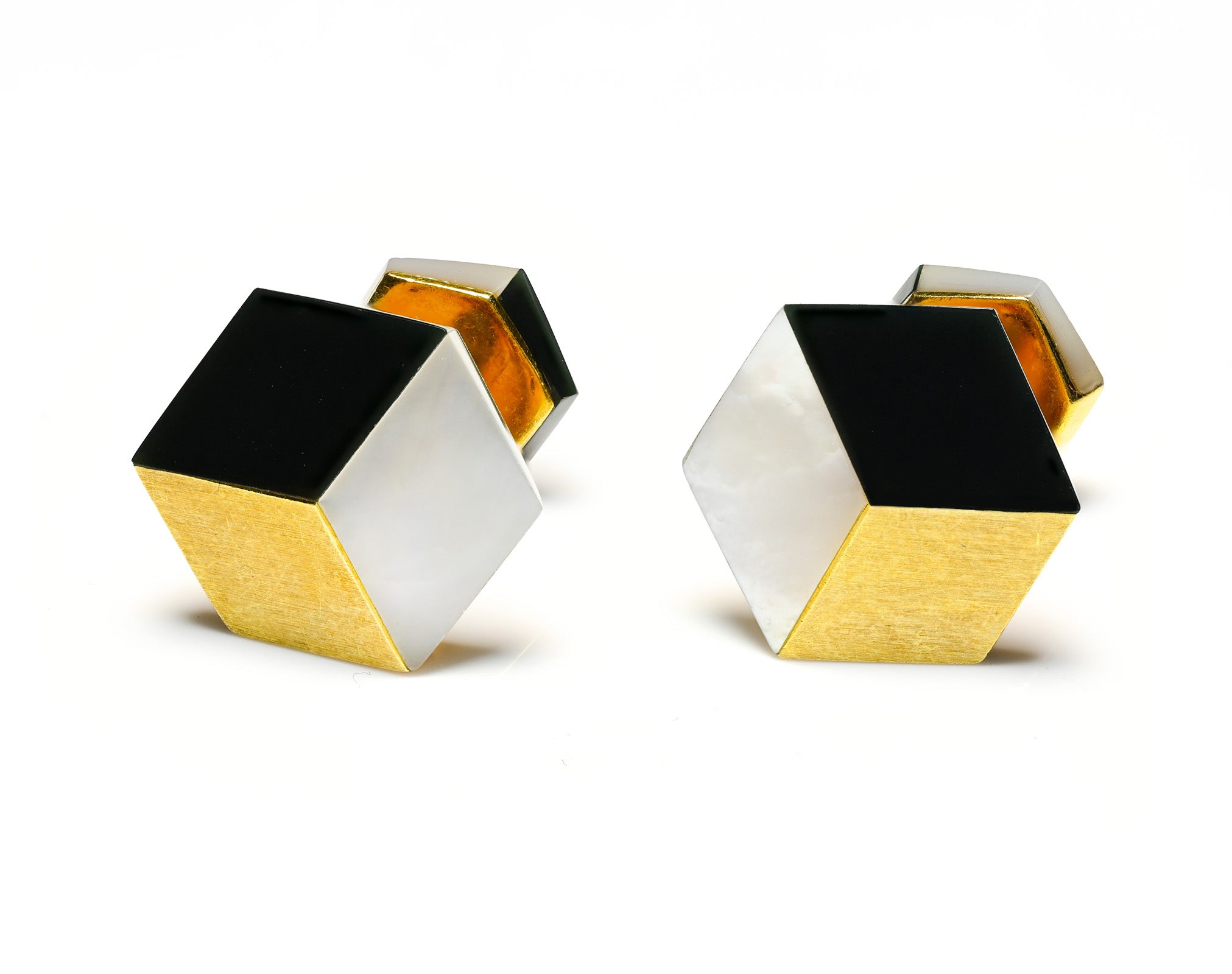 Angela Cummings 18K Gold Cube Cufflinks Onyx Mother Pearl