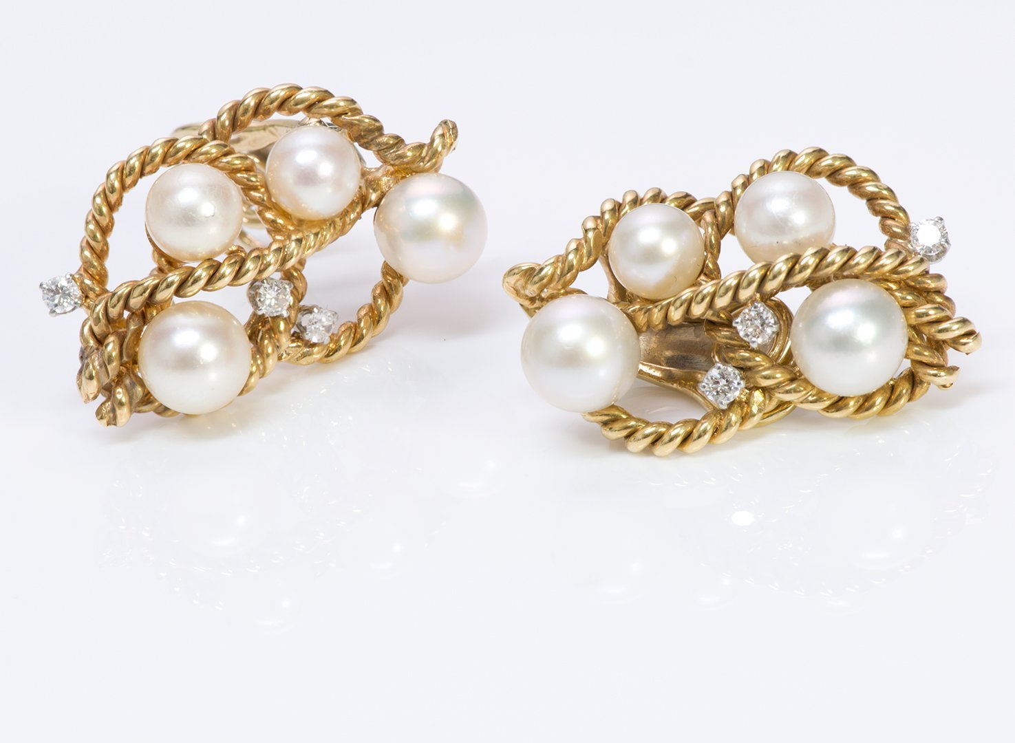 David Webb 18K Gold Rope Pearl Diamond Earrings