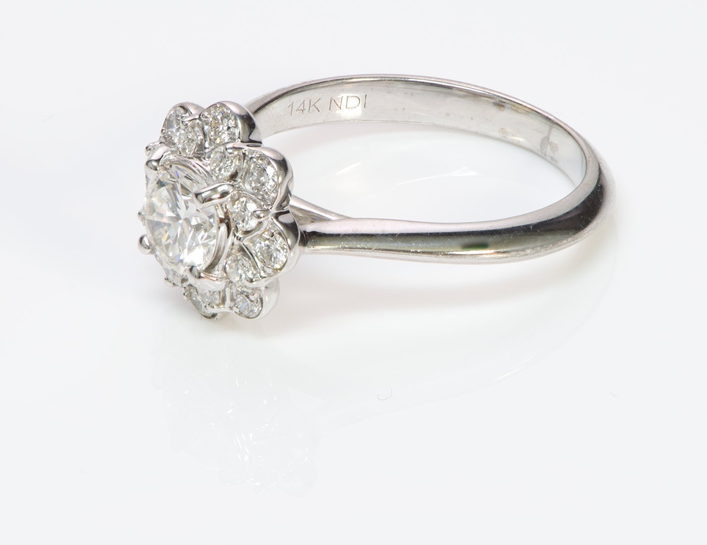 Diamond Engagement Gold Ring NDI