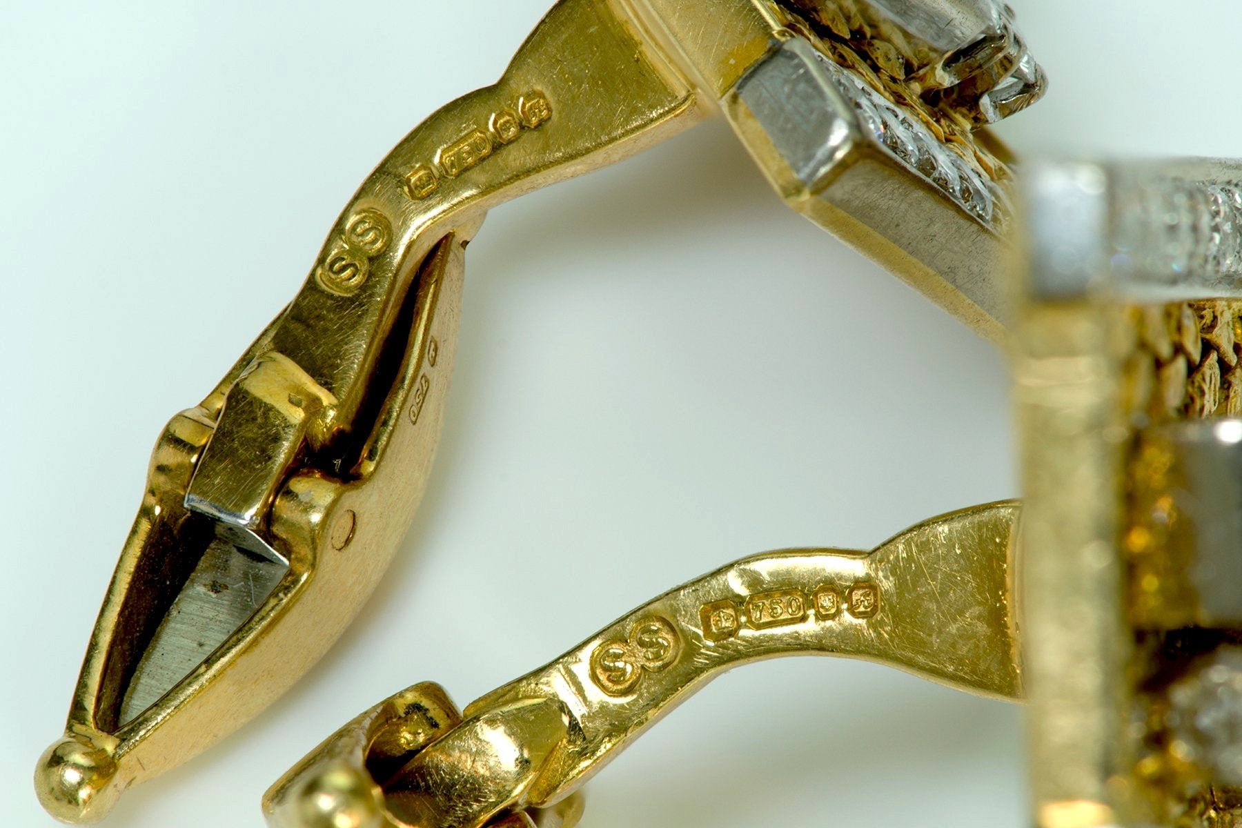 Diamond Sapphire 18K Gold Cufflinks