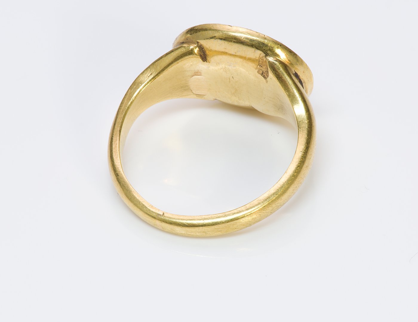 Early Angel Cameo Antique Gold Ring