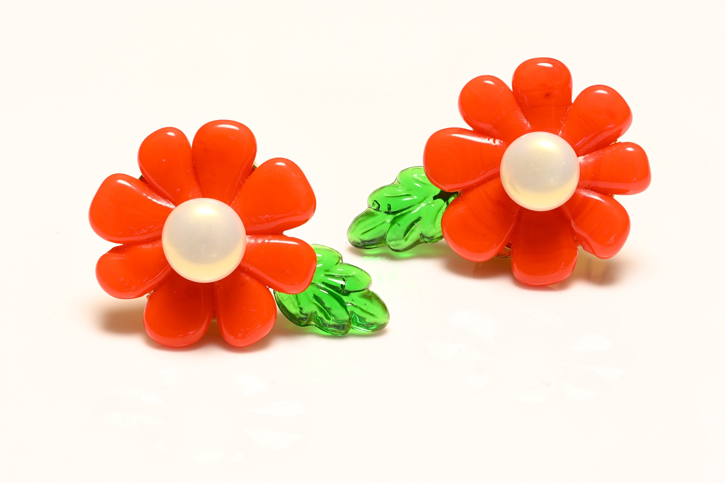 Vintage Chanel Paris Cruise 1998 Gripoix Orange Green Glass Camellia Earrings