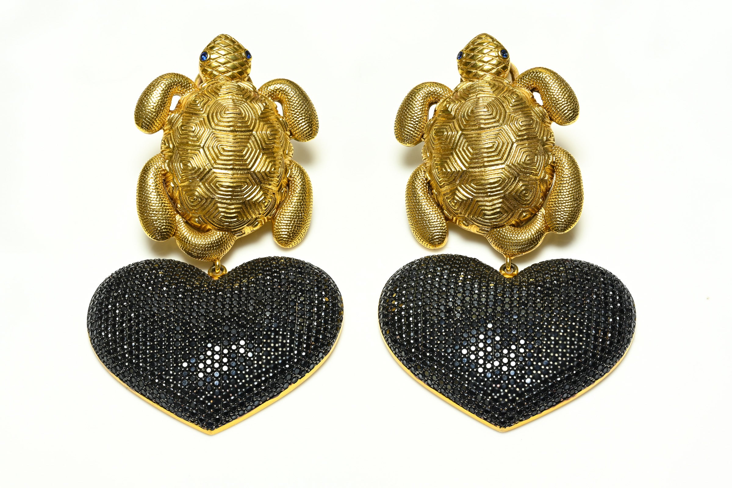Begum Khan Large Mon Amour Black Heart Turtle Earrings