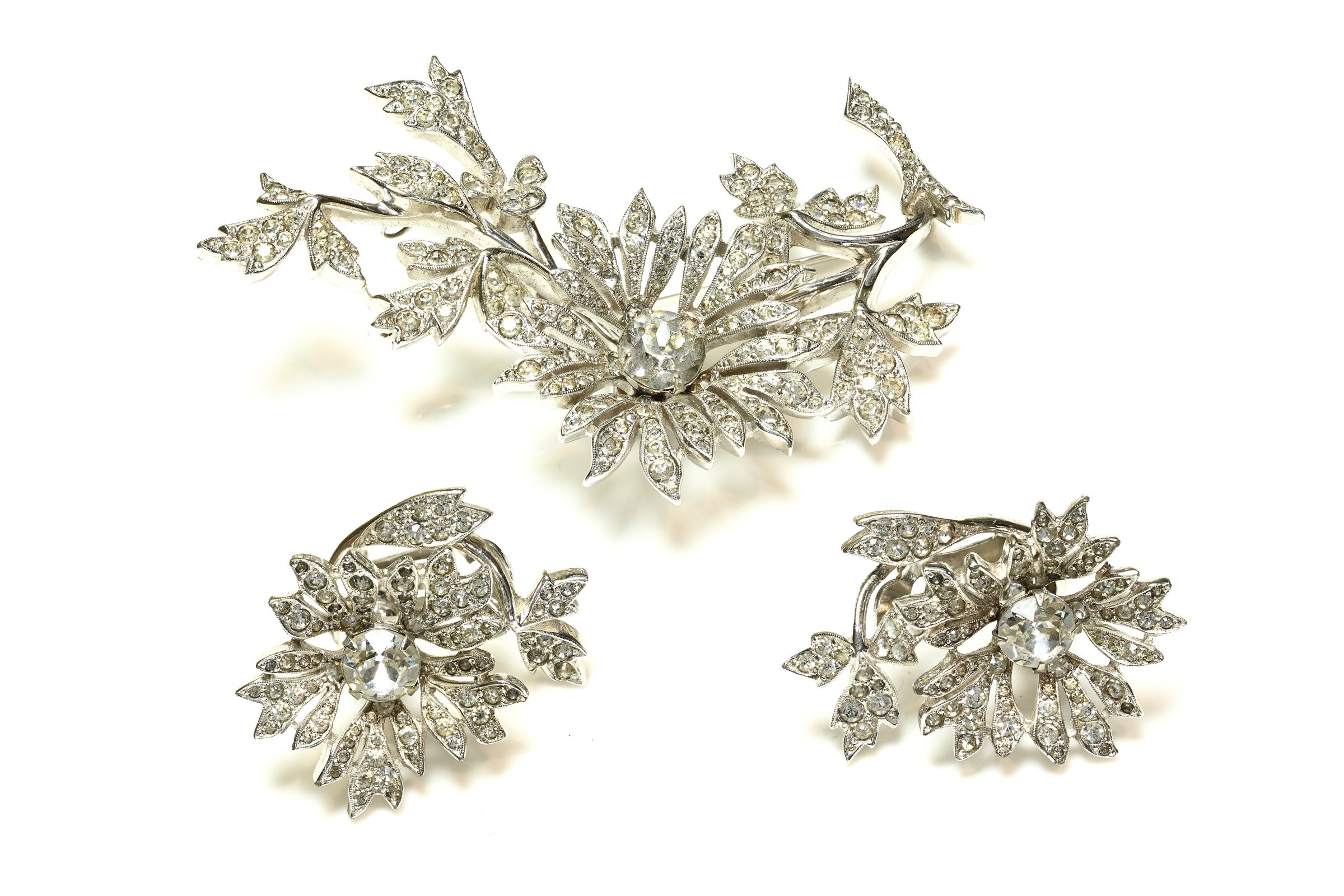 Christian Dior by Kramer Crystal Flower En Tremblant Brooch Earrings Set