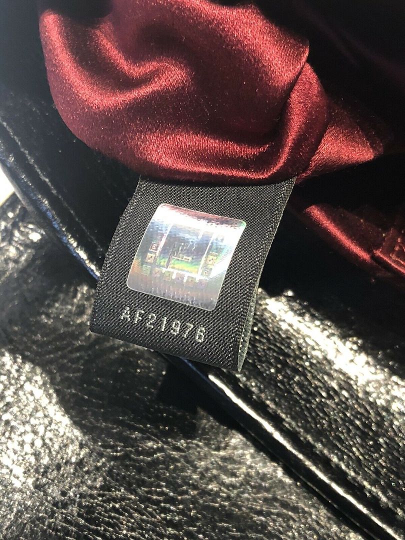 FENDI Fall 2006 Romanesque Style Palazzo Black Gold Leather Pearl Buckle B Bag