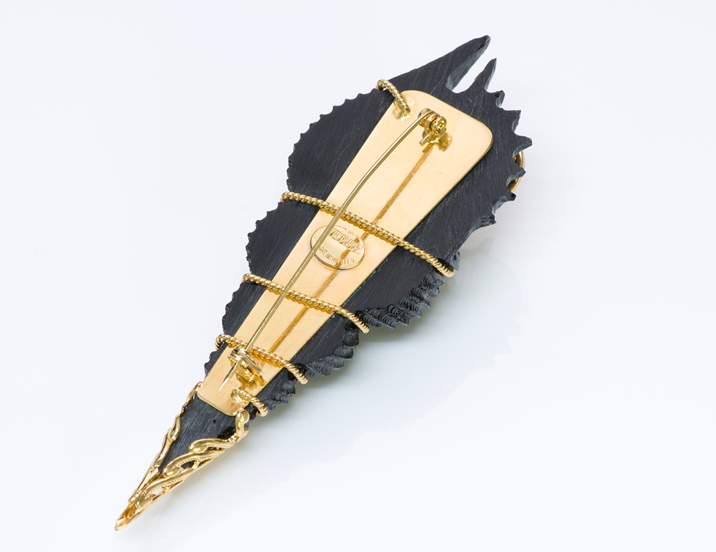 Gianfranco Ferre 1980’s Couture Black Crystal Shell Brooch