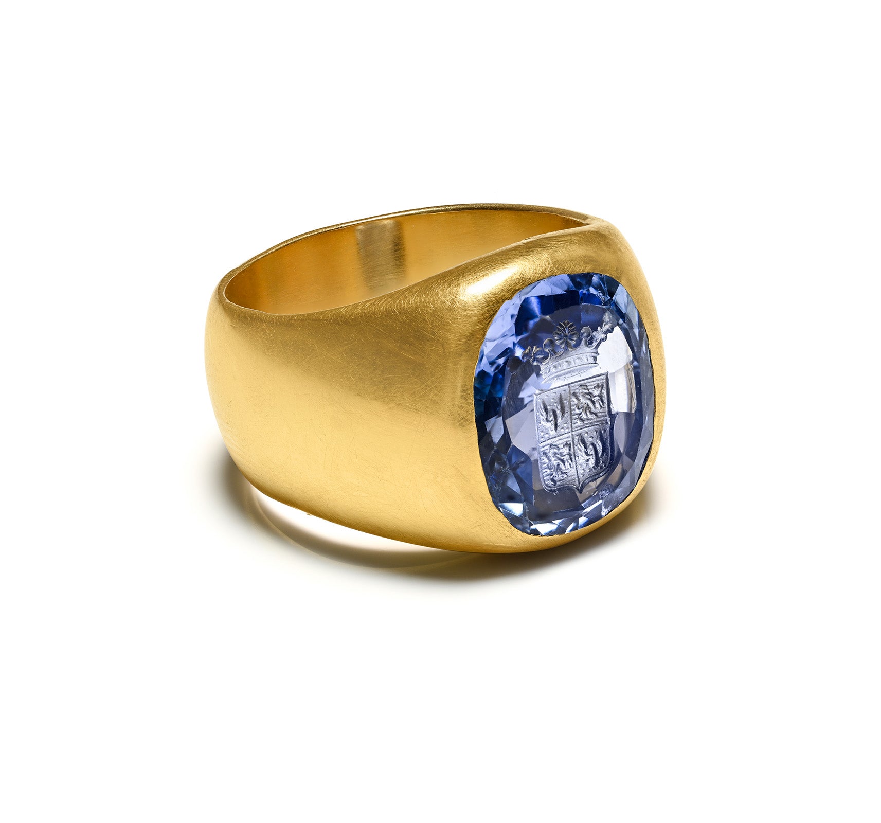 Antique 18K Gold Ceylon Sapphire Crest Men's Ring