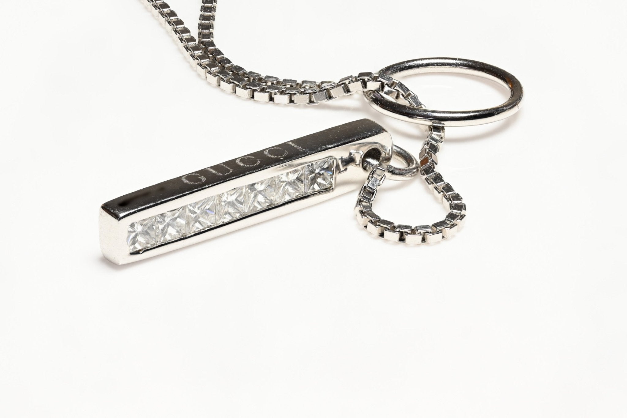 Gucci Diamond 18K Gold Bar Lariat Pendant Necklace