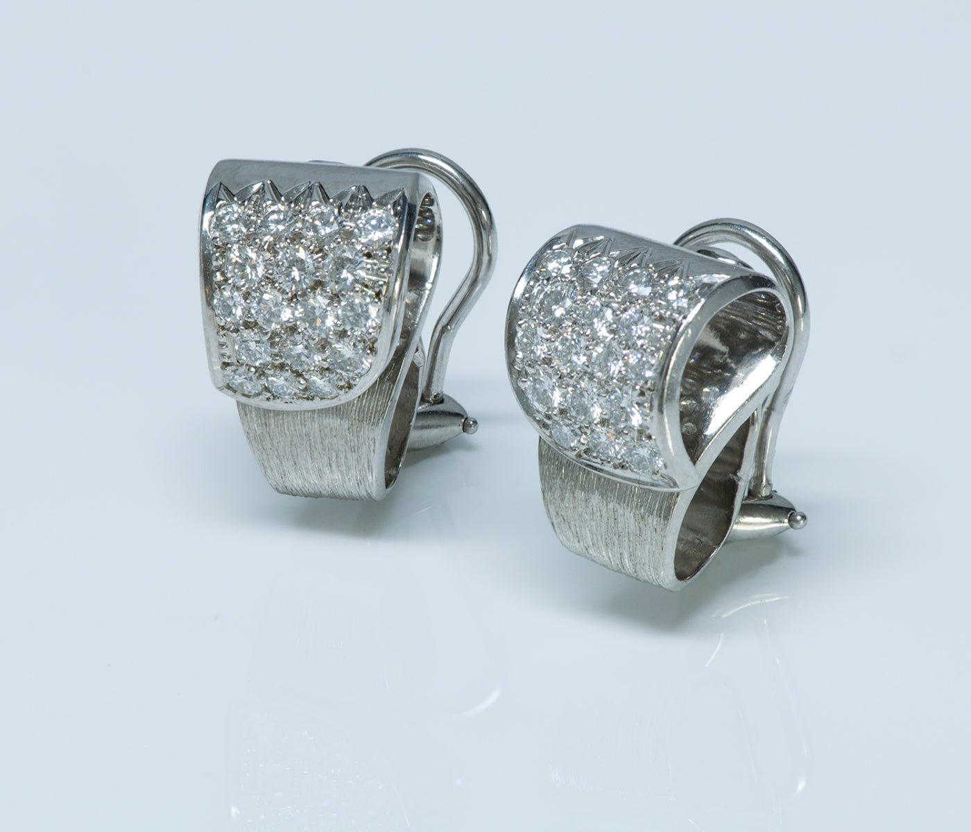 Henry Dunay Platinum Diamond Earrings