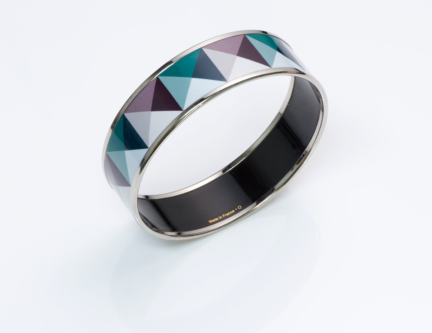 Hermès Clous en Trompe l'Oeil Pyramid Enamel Bangle