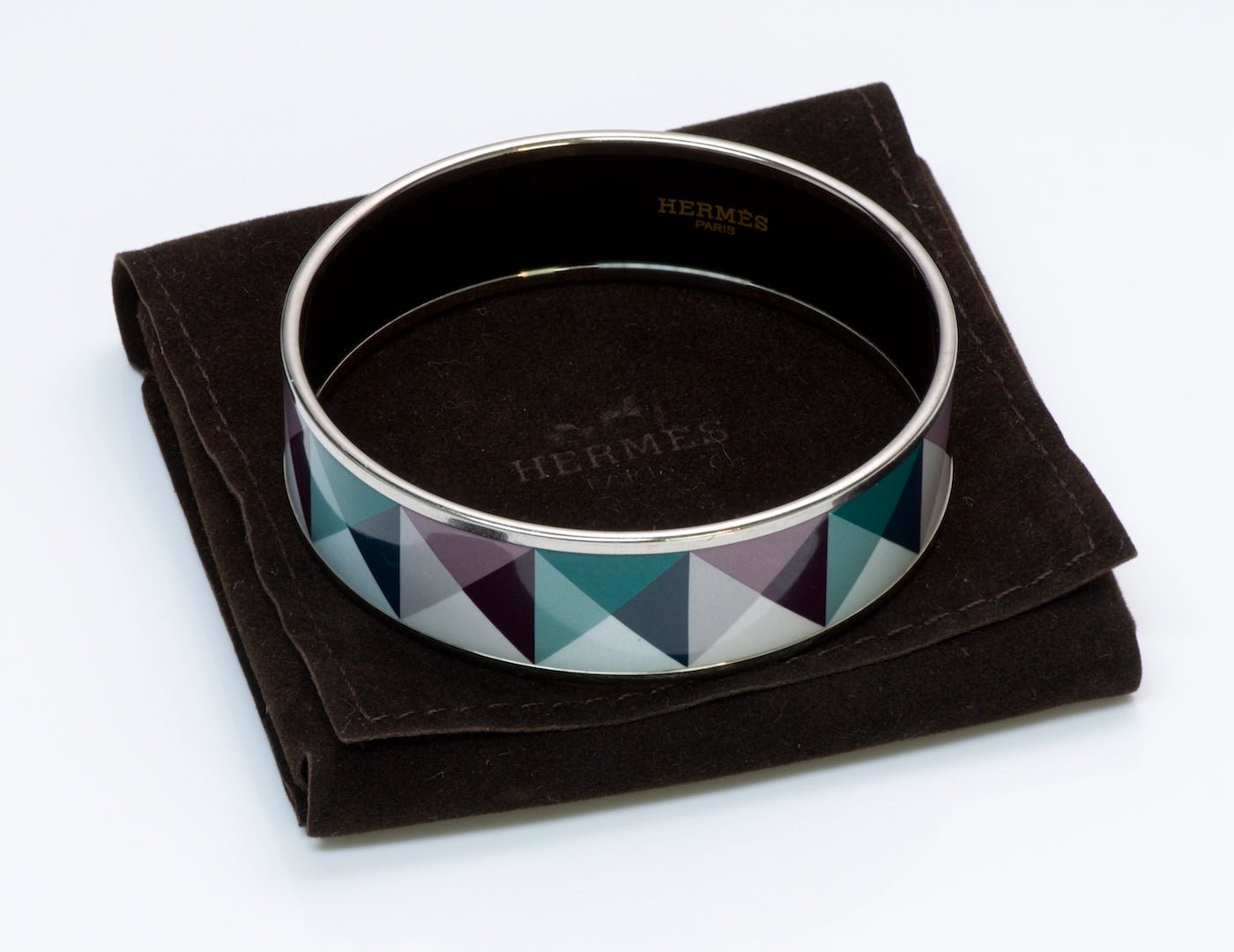 Hermès Clous en Trompe l'Oeil Pyramid Enamel Bangle
