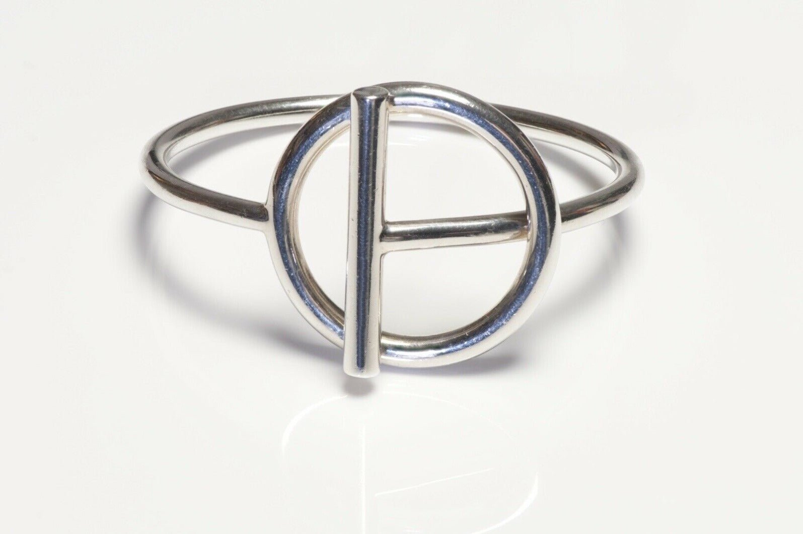 HERMES Paris Sterling Silver Women’s Toggle Bangle Bracelet
