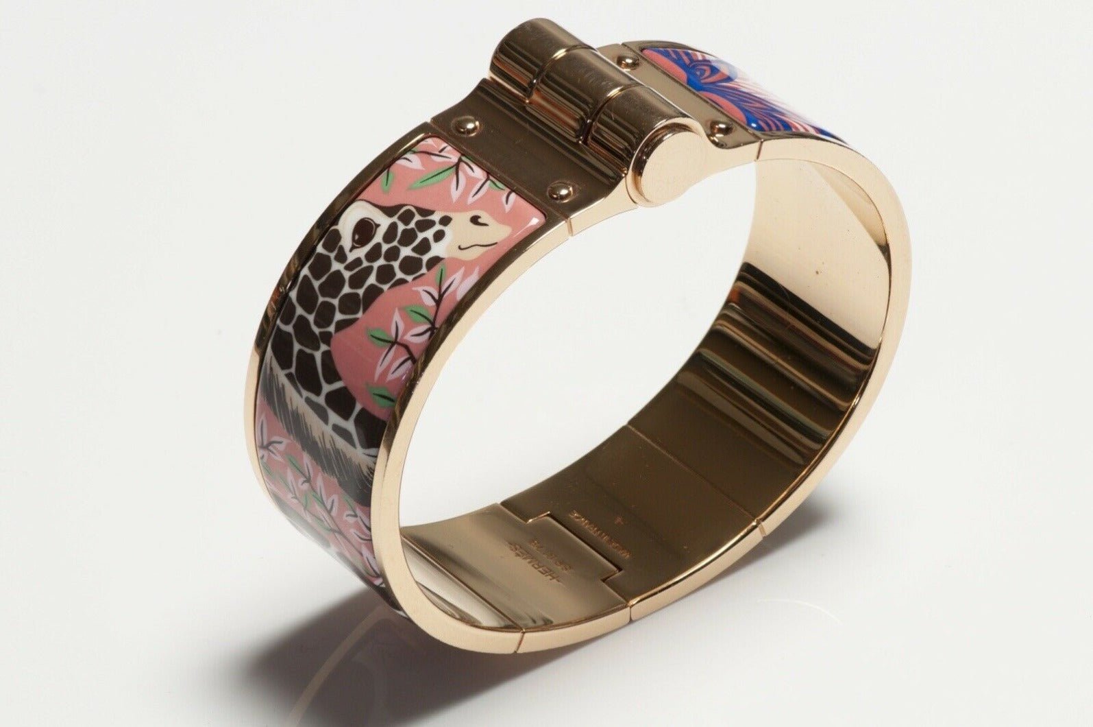 HERMES The Three Graces Giraffe Enamel Hinged Bangle Bracelet