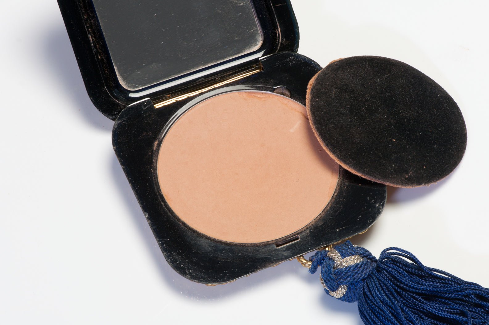 Isabel Canovas Paris 1980’s Robert Goossens Basket Weave Tassel Powder Compact