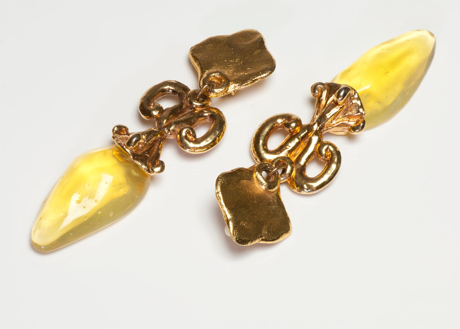 Jacky de G Paris 1980’s Long Yellow Lucite Earrings