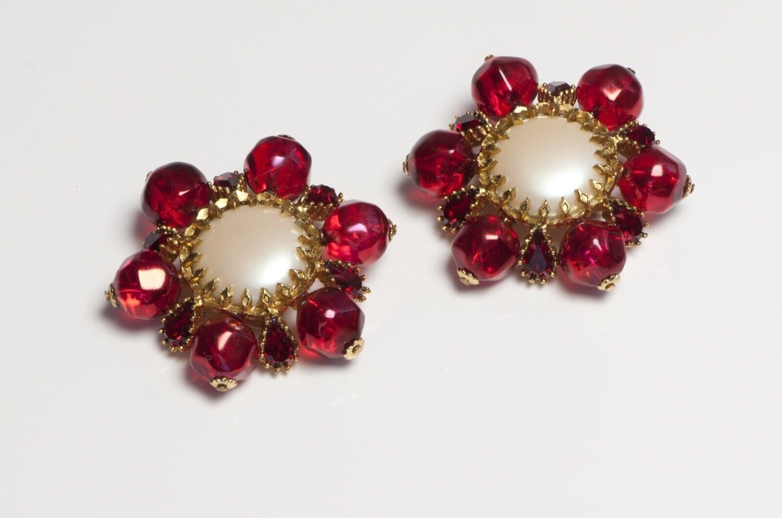 Jay Strongwater Red Lucite Beads Crystal Faux Pearl Earrings Necklace Set