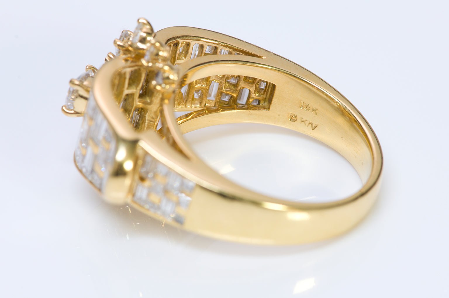 Kurt Wayne Diamond 18K Gold Buckle Ring