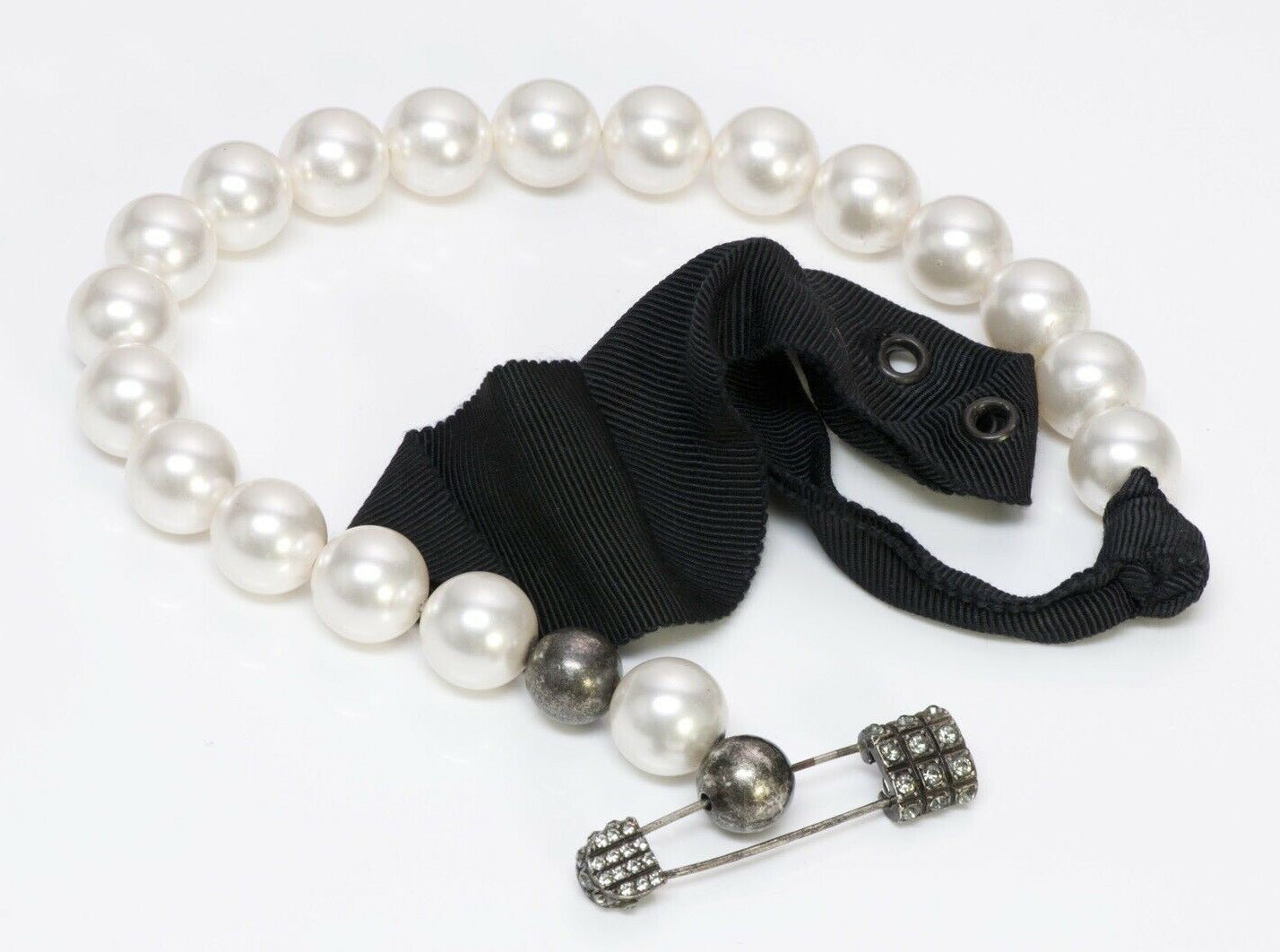 LANVIN Paris Pearls Ribbon Safety Pin Necklace