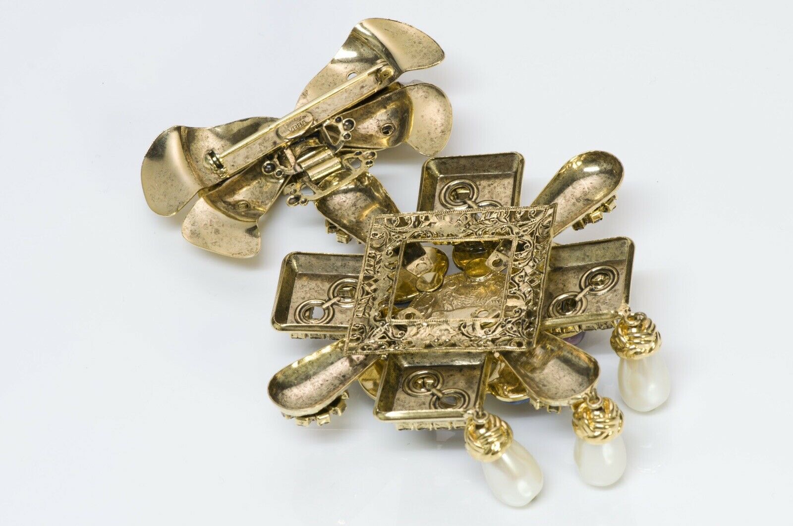 Lawrence VRBA Glass Blue Scarab Coin Bow Crystal Brooch