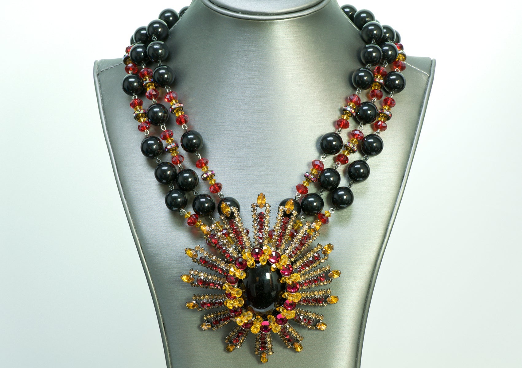 Lawrence Vrba Necklace Earrings Set