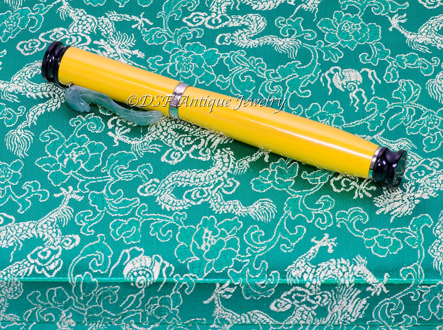 Loiminchay Mandarin Supreme Jade Fountain Pen