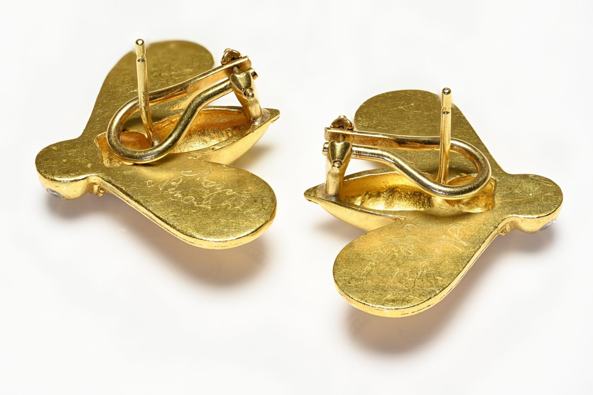 Maija Neimanis 22K Gold Diamond Bee Earrings