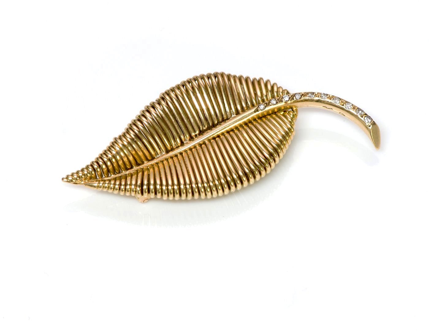 Mauboussin 18K Gold Diamond Leaf Brooch